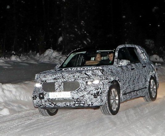 Mercedes тестирует новый кроссовер