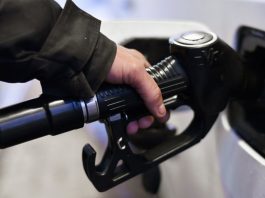 Експерт пояснив, чому зростає вартість бензину на АЗС