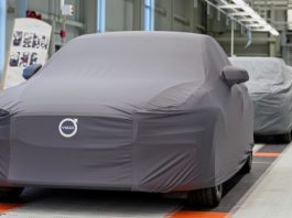 Новий седан Volvo S60 став на конвеєр в США