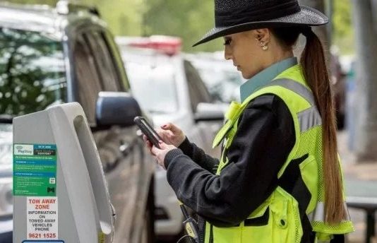 Інспектори з паркування – темні конячки, – юрист