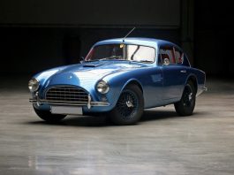 Єдиний екземпляр унікального спорткара виставлений на торги