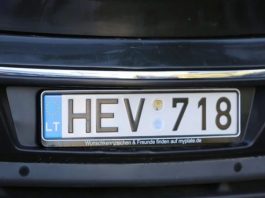 Автомобільний “сенконд-хенд” заполонив Україну: ТОП-5 популярних марок