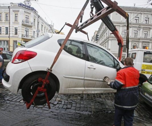 На замітку водіям: чому поліцейська евакуація авто незаконна