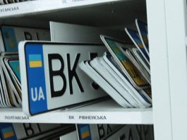 З пробігом, але надійні: які автомобілі купують українці