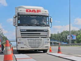 Водіям почали виписувати штрафи у євро