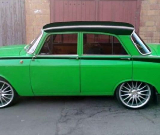 В Україні створили спорткар із старого авто (Відео)