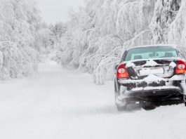 Негода в Україні: що робити водіям, які потрапили у снігову пастку