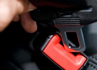 В Укpаїні не підвищуватимуть штpафи за непpистебнутий pемінь безпеки