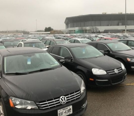 Куди зникають непродані в салонах автомобілі