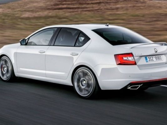 «Ламається частіше, ніж старий Opel»: Блогер поскаржився на Skoda Octavia