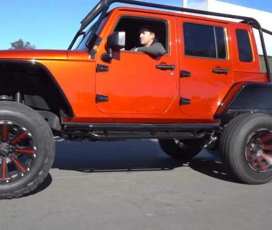 Jeep Wrangler перетворили на потужний пікап