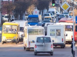 Українці хочуть прибрати з доріг старий громадський транспорт