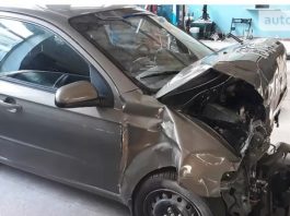 Сміх і гріх: ЗАЗ виставив на продаж розбитий легковик