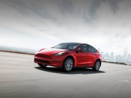 Електрокросовер Tesla Model Y вдалося зняти на фото під час випробувань