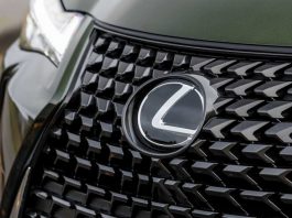Lexus озвучив дату дебюту свого першого електрокара