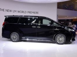 Lexus виводить на ринок розкішний мінівен (фото)