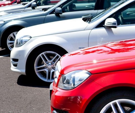 Вахівці назвали проблеми які загрожуть українцям, при купівлі автомобіля з США