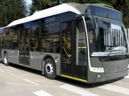 «Богдан Моторс» запускає серійне виробництво електричного автобуса з нержавійки (Фото)