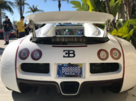 Загадка номерних знаків на дорогих автомобілях у США (Фото)