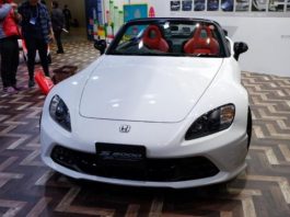 Honda вдихнула нове життя в легендарний родстер S2000 (фото)