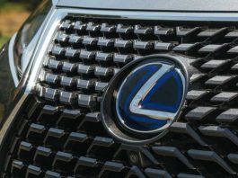 Lexus скоро випустить новий середньорозмірний кросовер: деталі