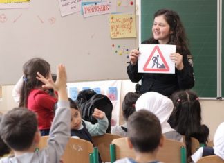 В українських школах хочуть ввести уроки ПДР В українських школах хочуть ввести уроки ПДР