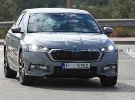 В мережі показали шпигунські фото Skoda Octavia RS 2021 без камуфляжу В мережі показали шпигунські фото Skoda Octavia RS 2021 без камуфляжу