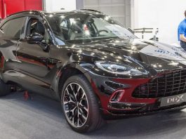 Aston Martin DBX отримає семимісну і купеобразну версію
