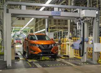 Nissan зупинив завод в Іспанії і тимчасово звільнив 3000 працівників