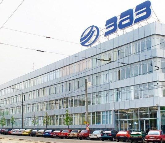В Україні будуть випускати російські автомобілі Lada