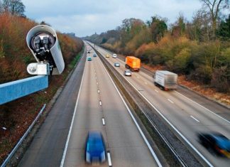 При отриманні “листів щастя” юристи рекомендують звертатись до суду