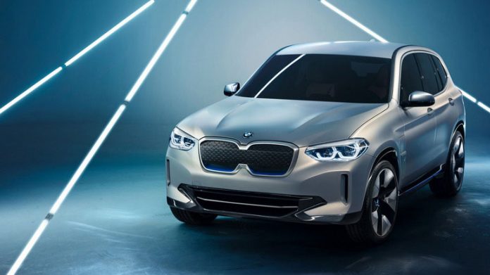 Новий електричний кросовер BMW iX здивує свою ціною