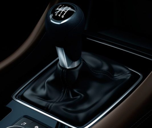 Фахівці розповіли, чому небезпечно їздити взимку на «нейтралці»