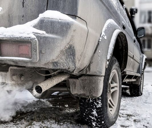 Експерти назвали правила прогріву двигуна взимку