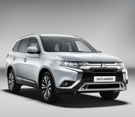 З’явилися свіжі зображення нового Mitsubishi Outlander