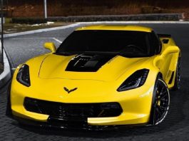 В Україні засвітився потужний суперкар Chevrolet Corvette