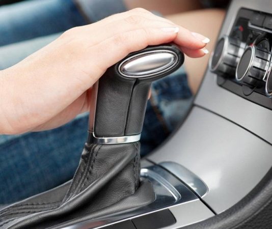 Названо 4 помилки, які можуть вбити автомобіль з АКП