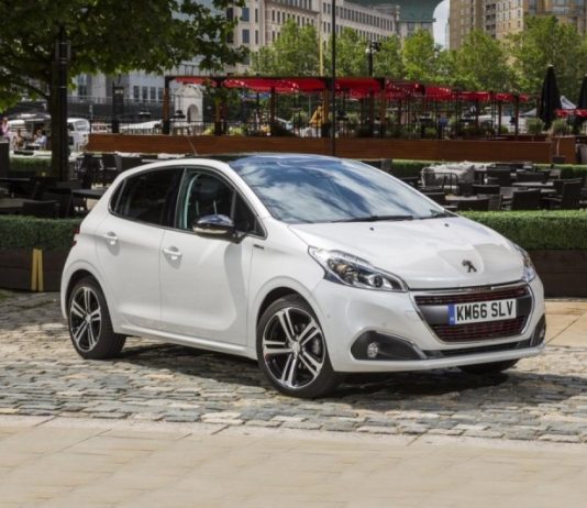 Названі найкращі жіночі автомобілі 2021 року