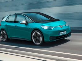 Які електромобілі та гібриди в Україні обклали податком на розкіш