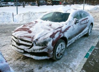 Автоводіям розповіли, як часто потрібно мити автомобіль взимку