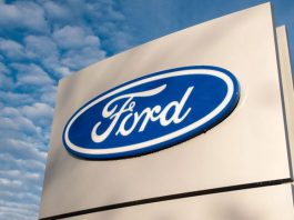 Компанія Ford готує дилерів до електрокарів