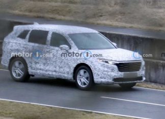 Компанія Honda готує новий кросовер CR-V