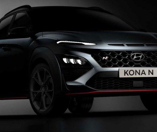 Заряджений кросовер Hyundai Kona N показали на перших фото