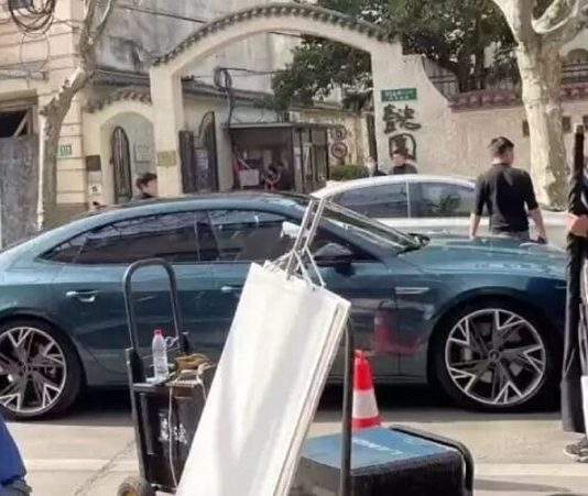 У Китаї з’явилася подовжена Audi A7