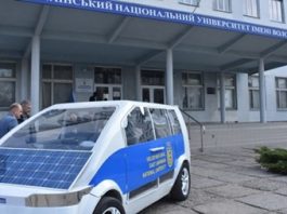 В Україні презентували власну розробку електрокара