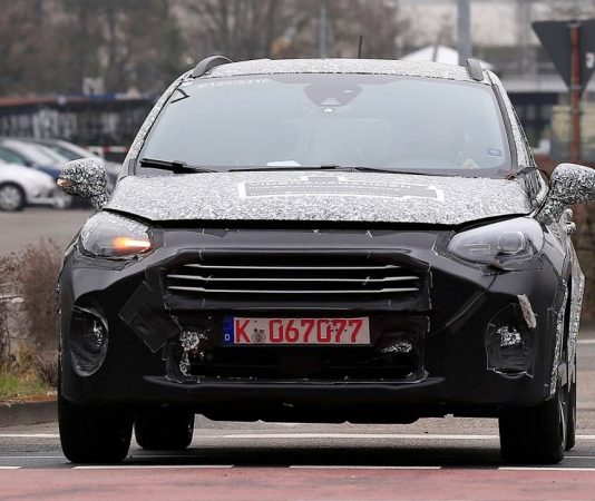 Ford тестує оновлений хетчбек Fiesta