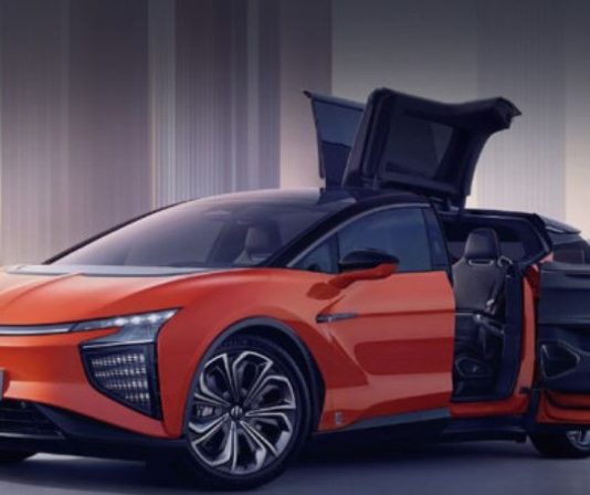 Китайский аналог Tesla Model X удивил «дерзкой» ценой