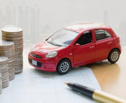 В Україні хочуть підняти податок на автомобілі середнього класу