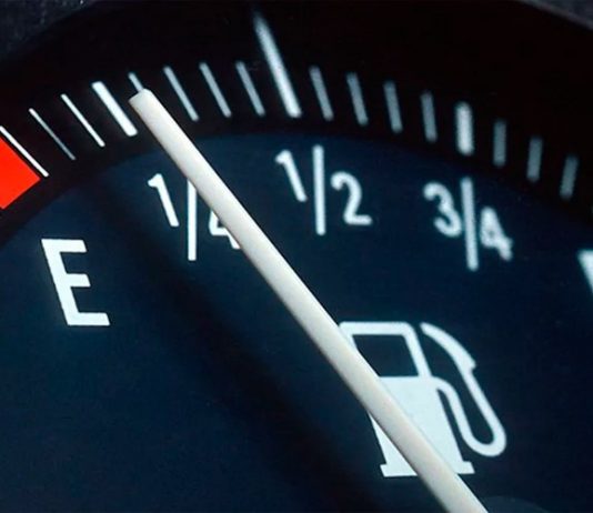 Чому автомобіль починає «пожирати» паливо: 5 причин