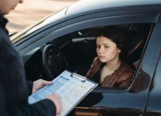 Штрафи за водіння: чому українці не дотримуються дорожніх правил